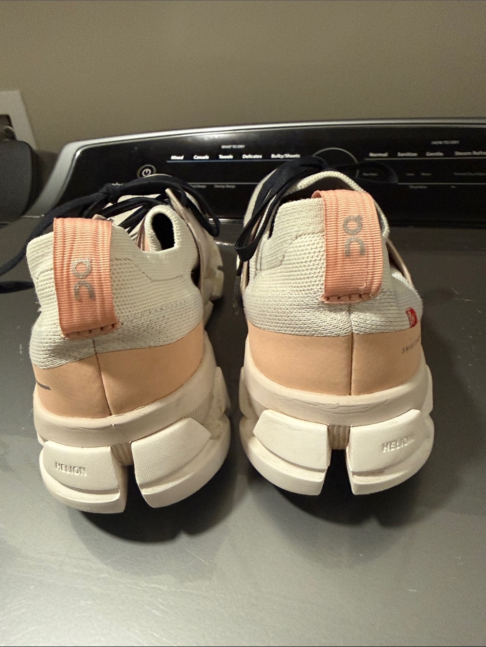 On Running Neutral Beige Sneakers with Black Laces - Picture 4 of 6